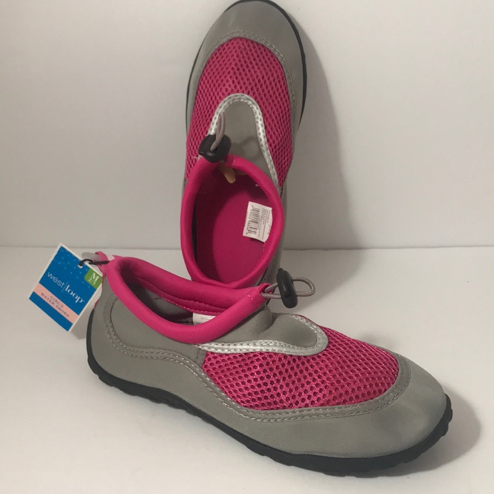 NWT Girl’s Water Shoes Pink/Grey Size 13/1, 2/3